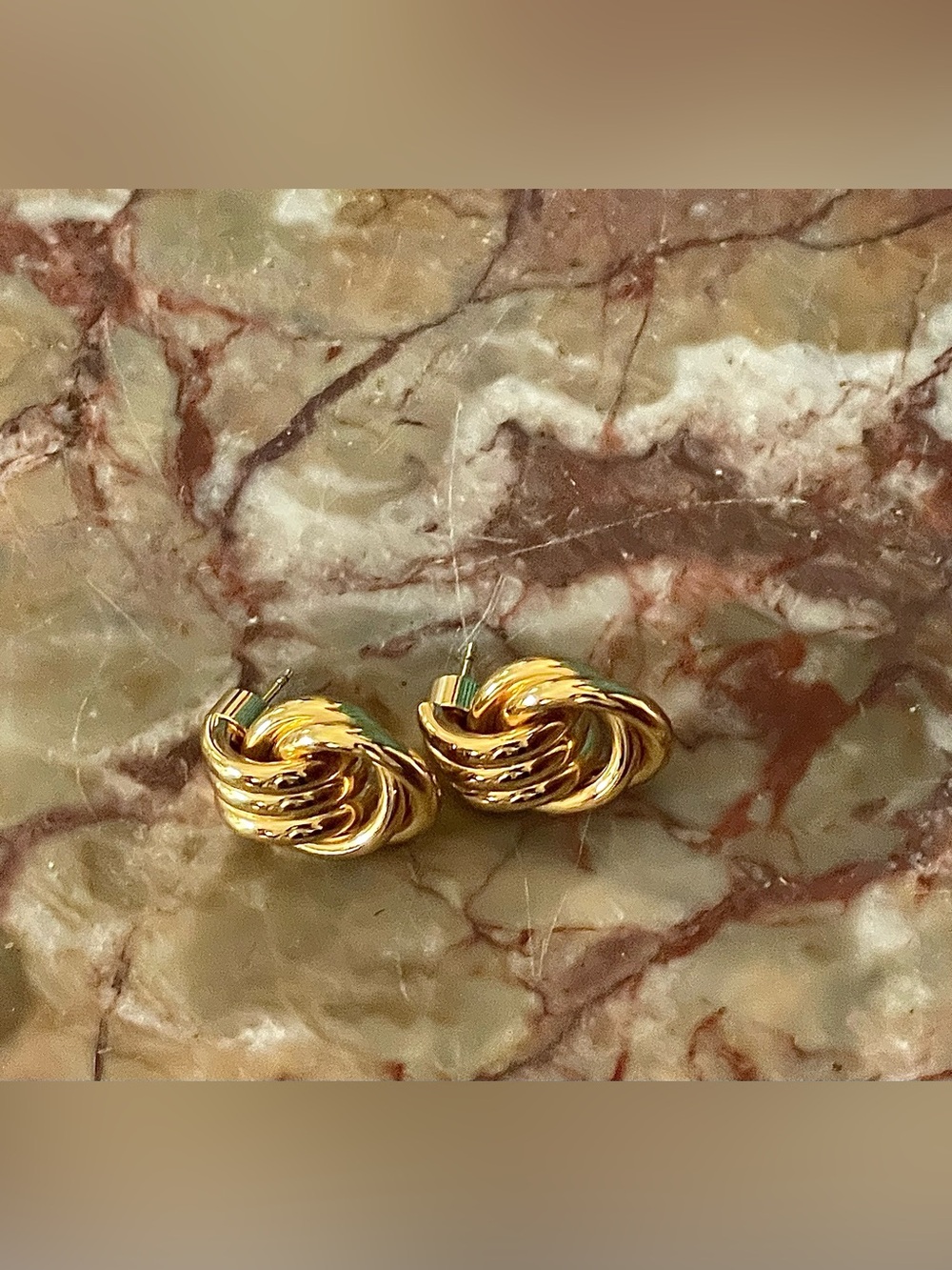 Heaven Mayhem Baby Knots Earrings - Picture 12 of 13